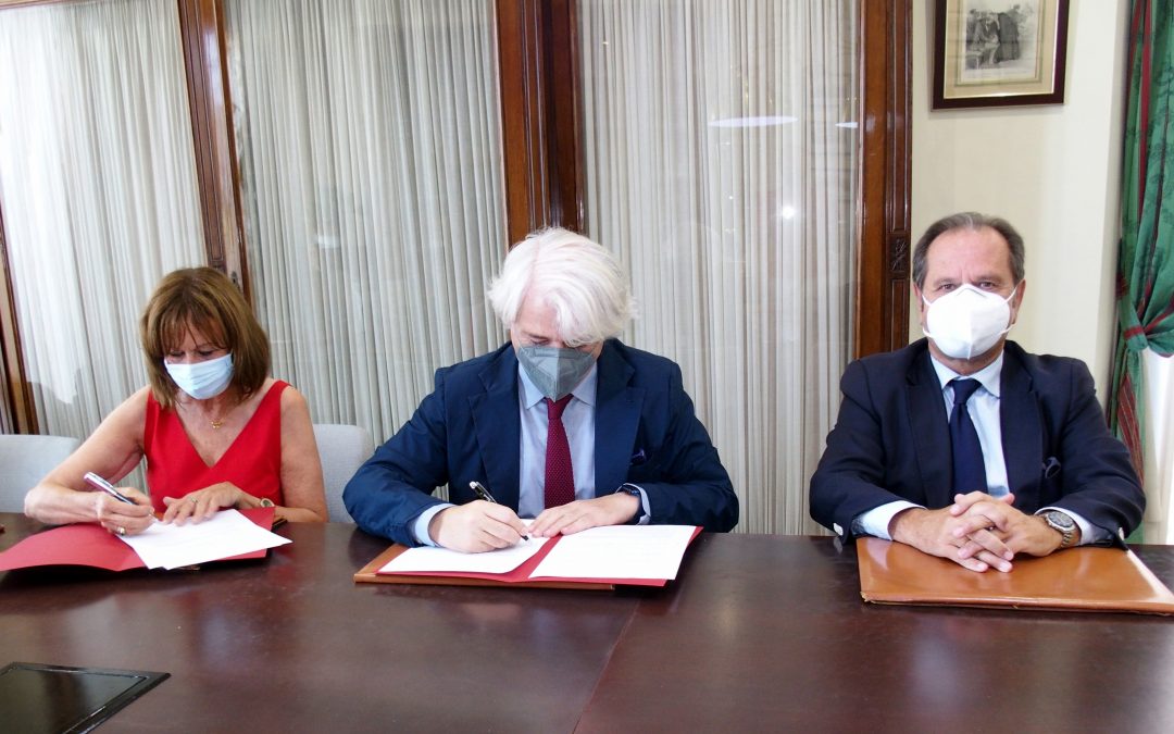 Alumni UMA e ICAMÁLAGA acuerdan potenciar el pensamiento libre entre sus miembros