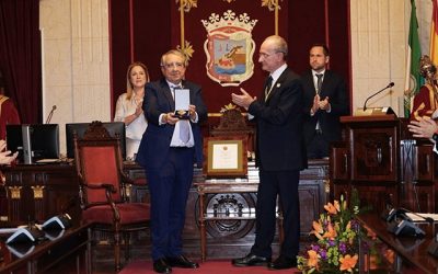La Universidad de Málaga recibe la Medalla de la Ciudad y el título de Hija Predilecta